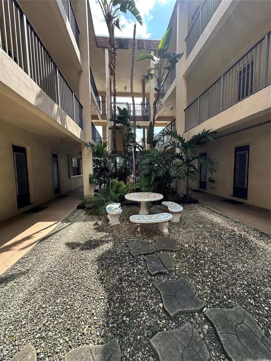 348 S Federal Highway # 6, Dania Beach FL 33004