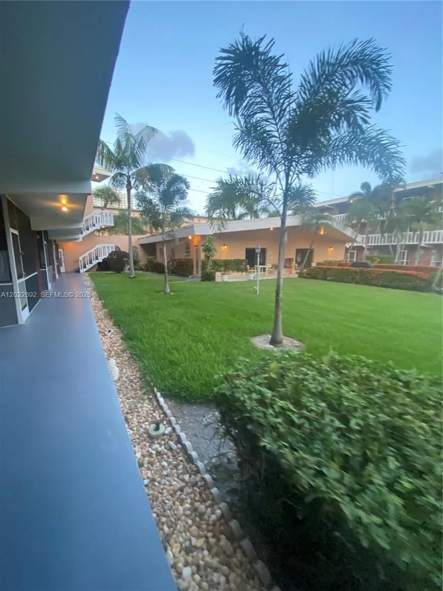 201 NE 14th Ave # 5A, Hallandale Beach FL 33009