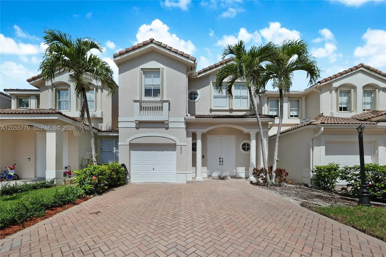 4850 NW 108th Pl, Doral FL 33178