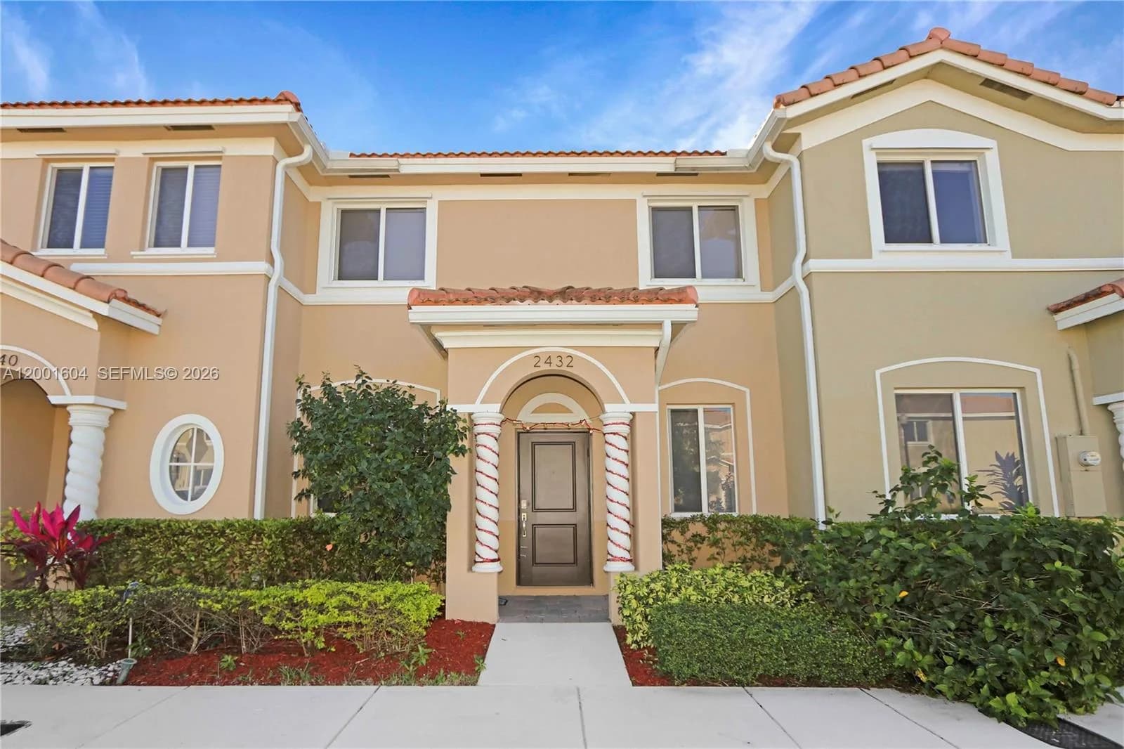 2432 SE 10th Ct # ., Homestead FL 33035