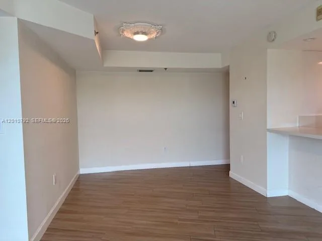 2415 NW 16th St Rd # 605-1, Miami, FL 33125