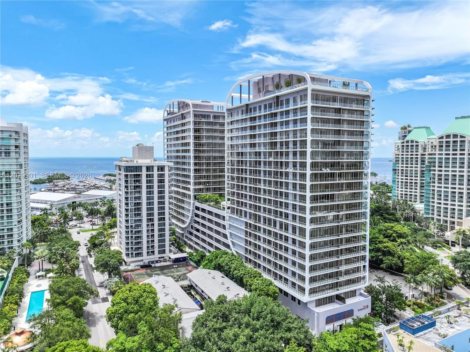 2678 Tigertail Ave # 911, Miami, FL 33133
