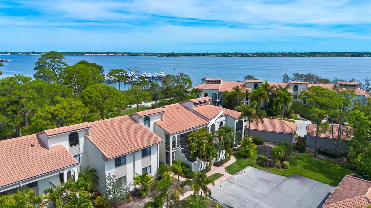 2516 NW Seagrass Drive # 8b, Palm City FL 34990