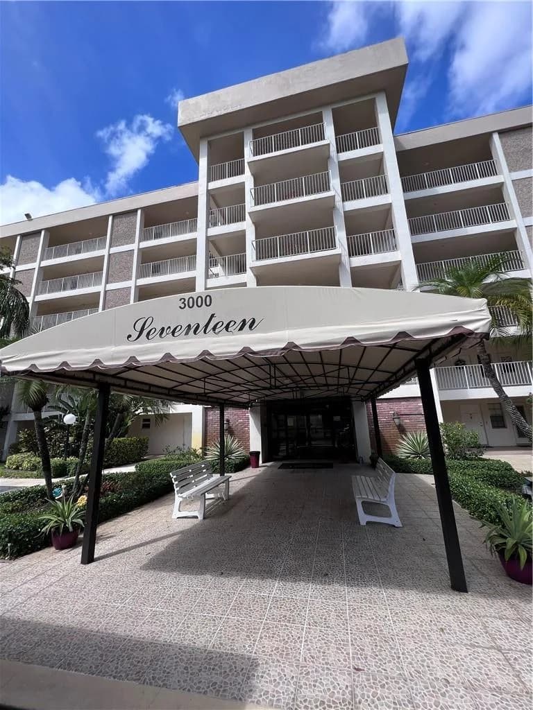 3000 S Course Drive # 209, Pompano Beach, FL 33069