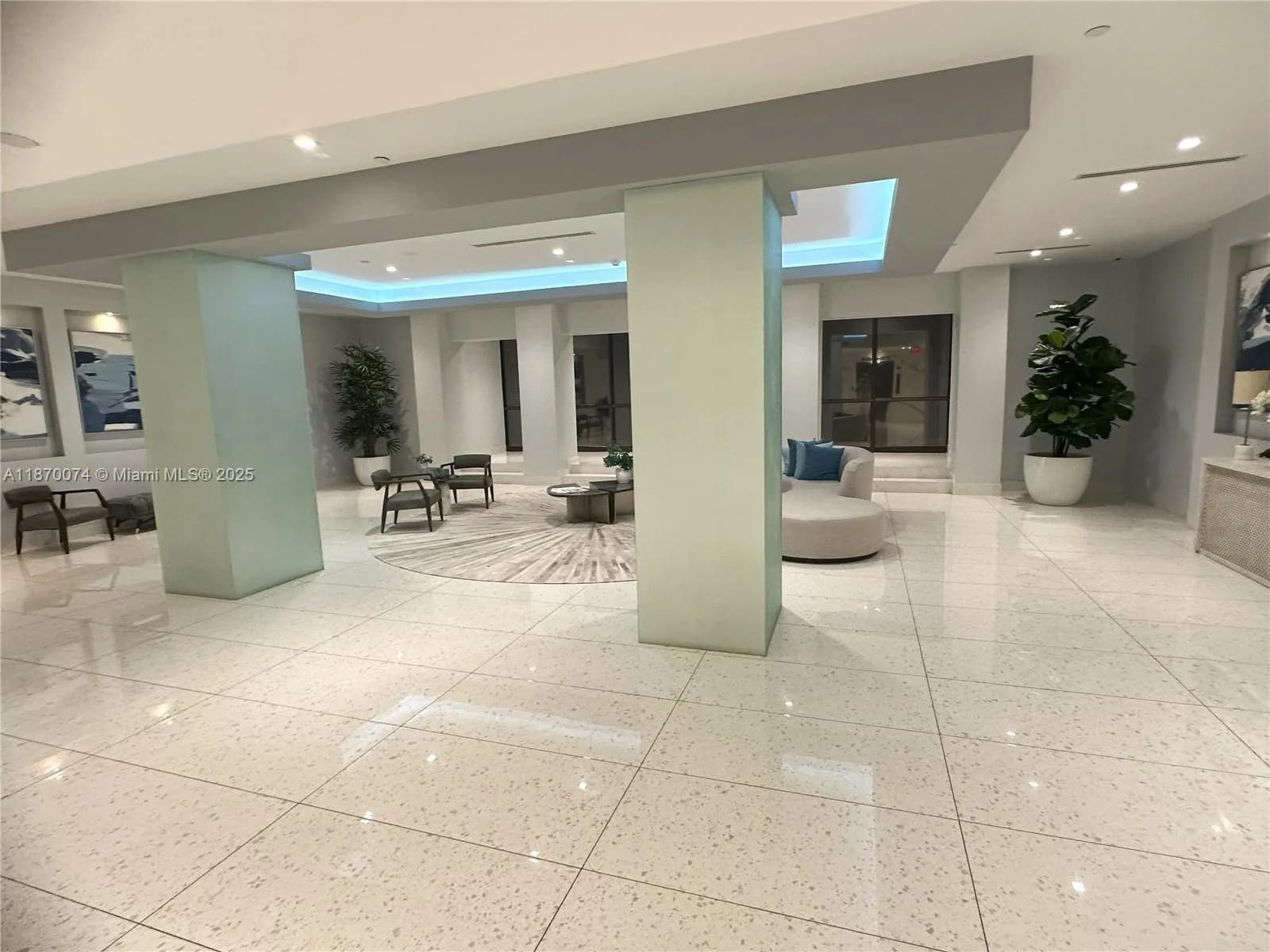 20335 W Country Club Dr # 2502, Aventura FL 33180