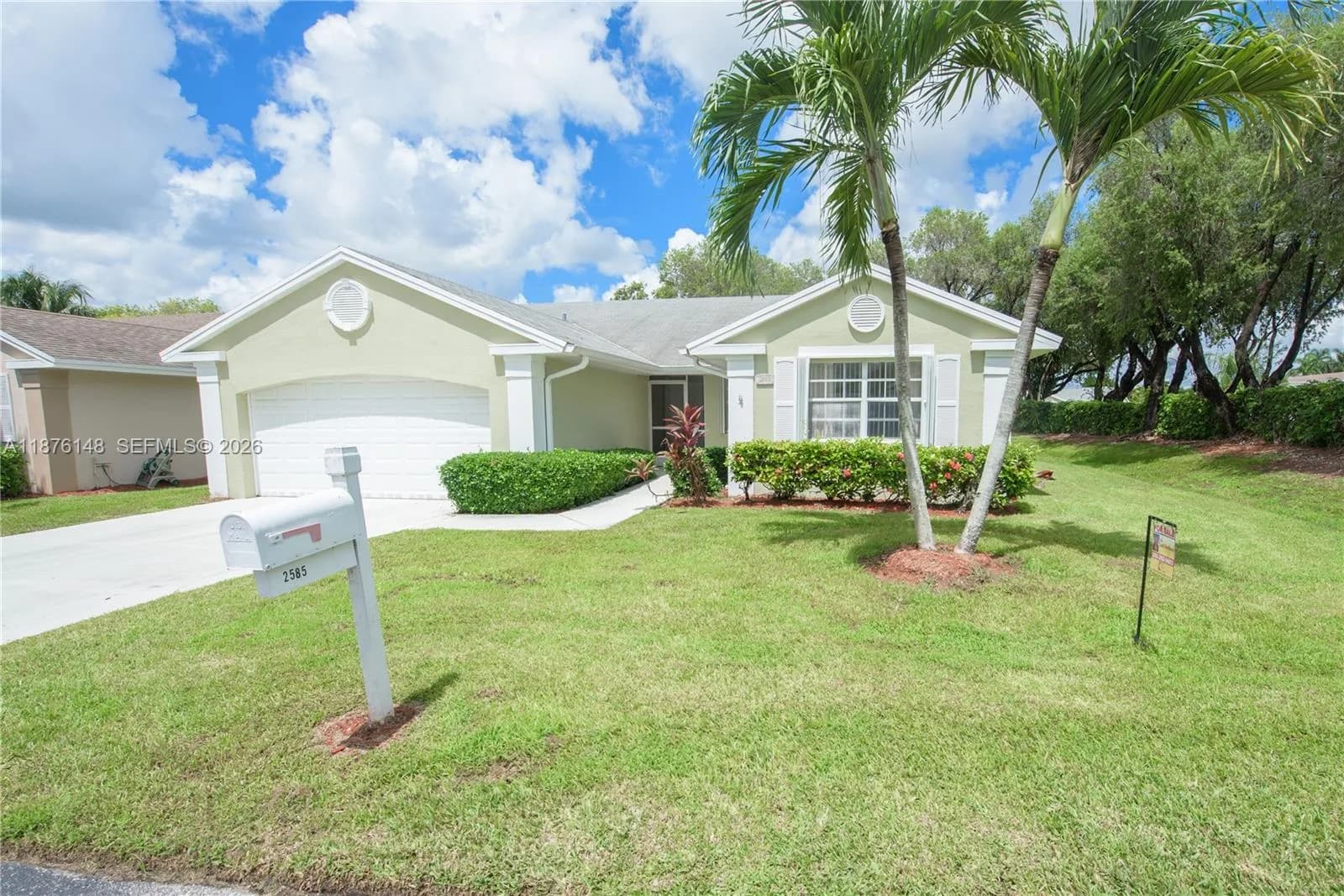 2585 SE 7th Pl, Homestead, FL 33033