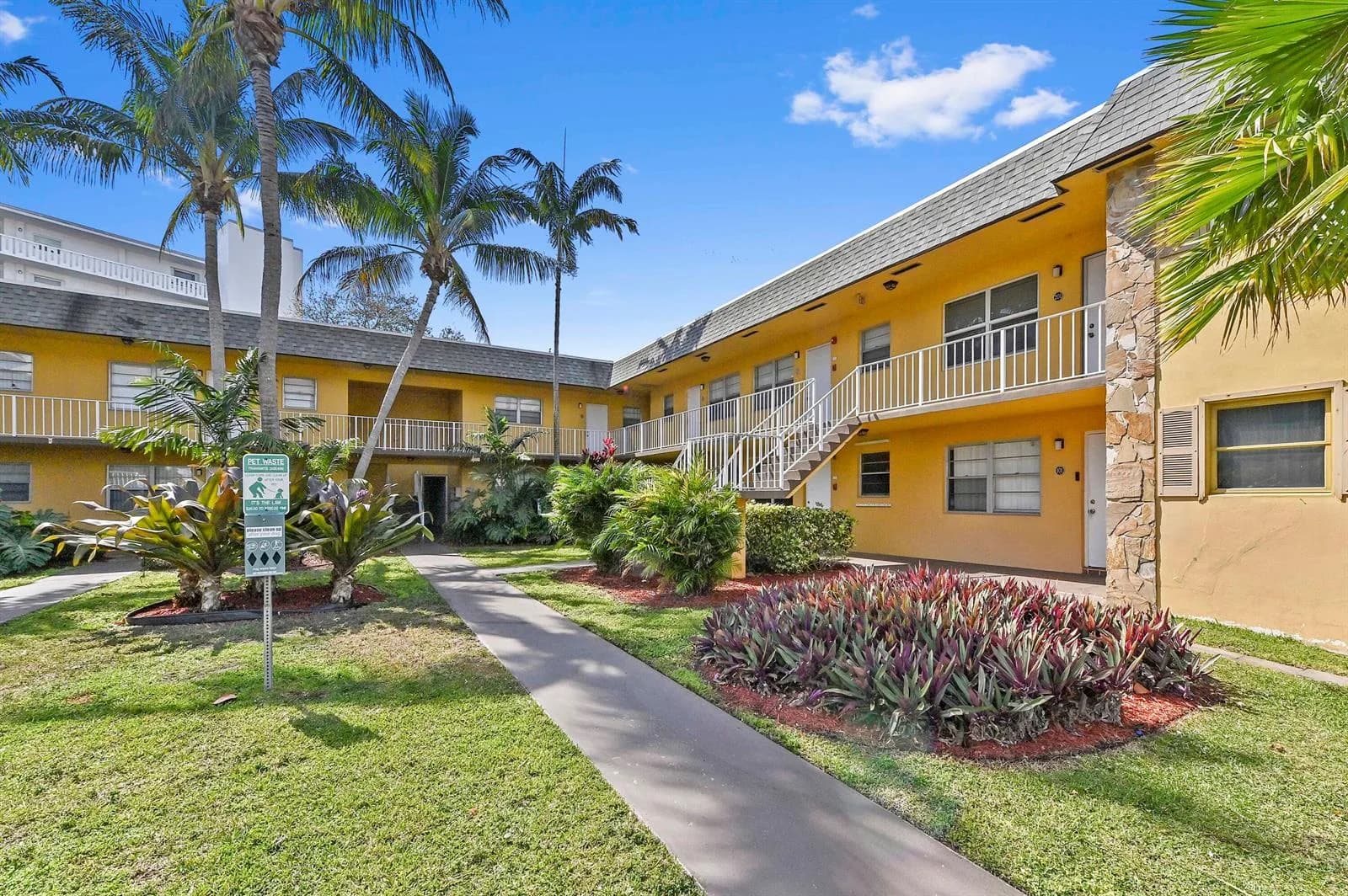 240 Croton Avenue # 102, Lantana FL 33462