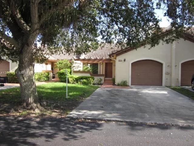 11449 SW 84 LN # 0, Miami, FL 33173
