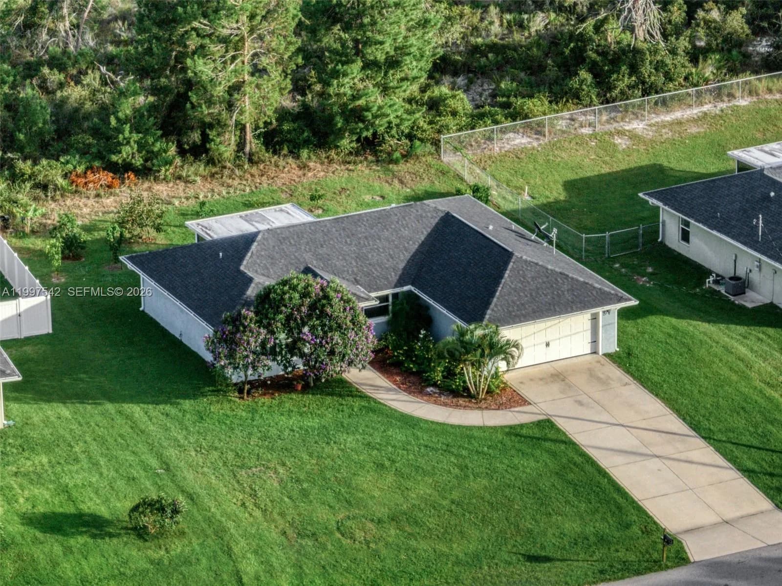 112 Bimini St NE, Lake Placid FL 33852