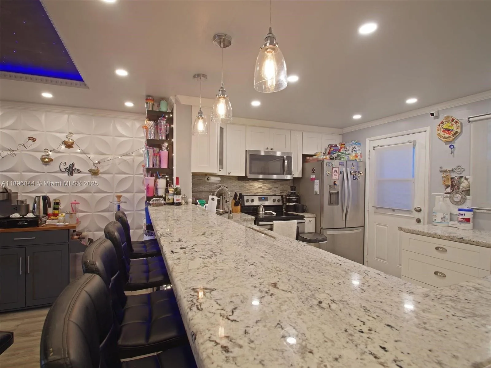 420 NE 12th Ave # 401, Hallandale Beach FL 33009
