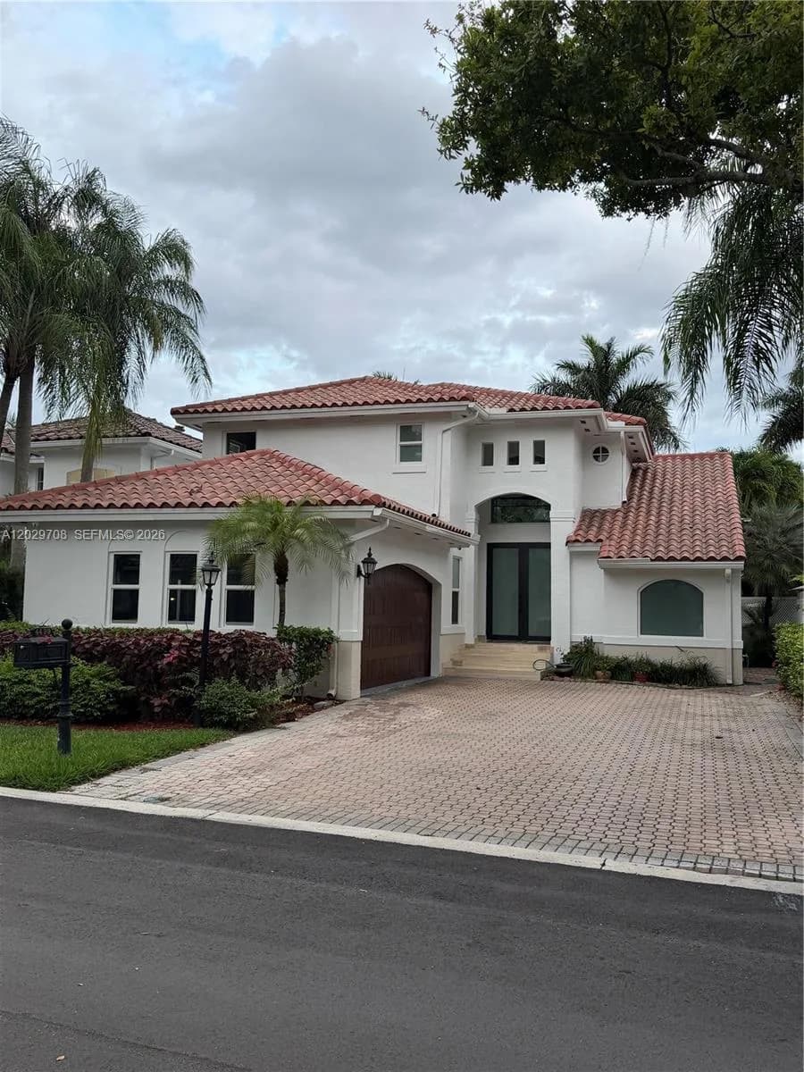 4499 NW 93rd Doral Ct, Doral FL 33178
