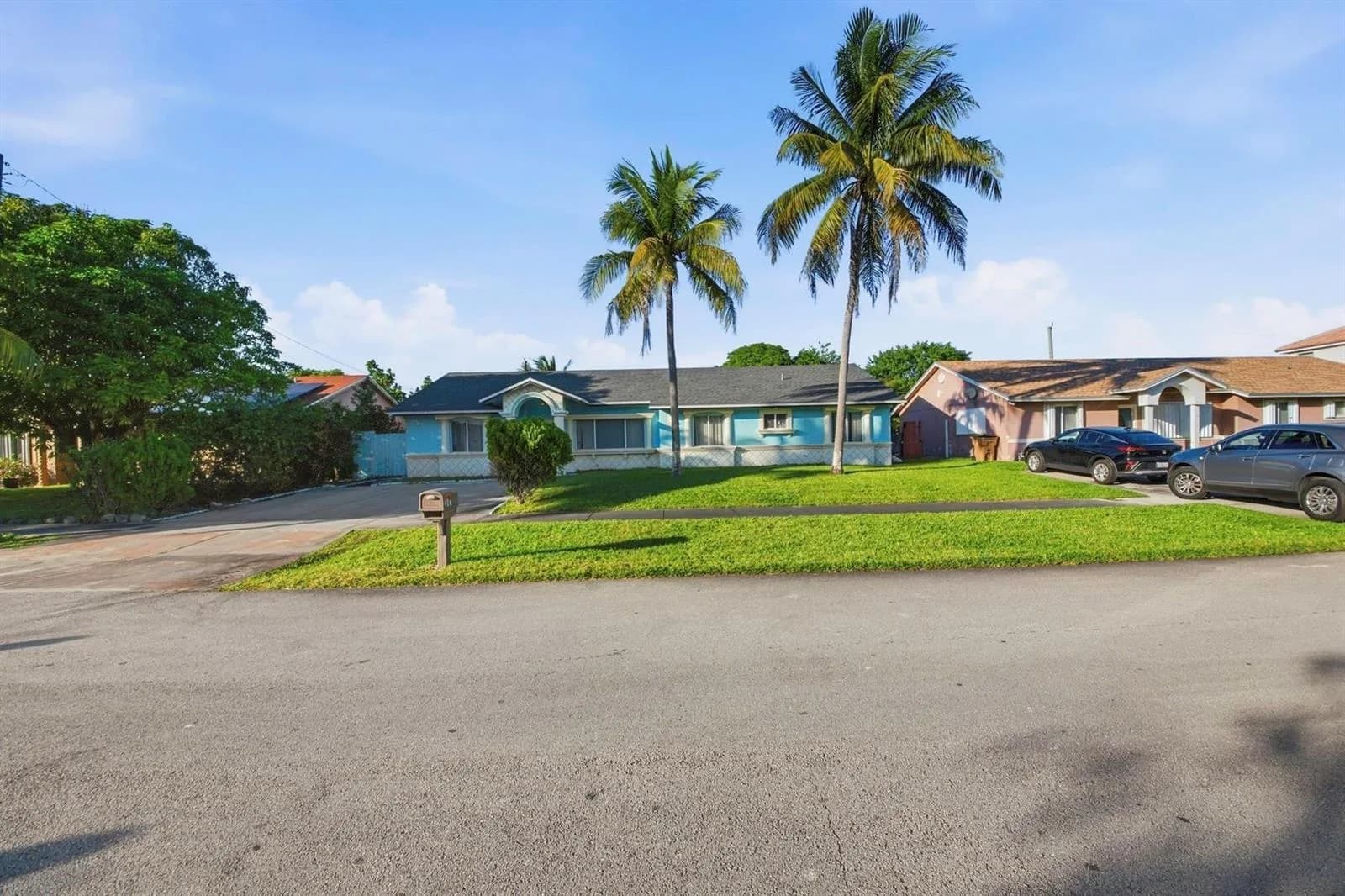 561 NE 38th Street, Deerfield Beach FL 33064