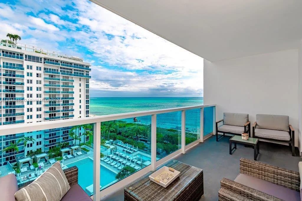 2301 Collins Ave # 1115, Miami Beach, FL 33139