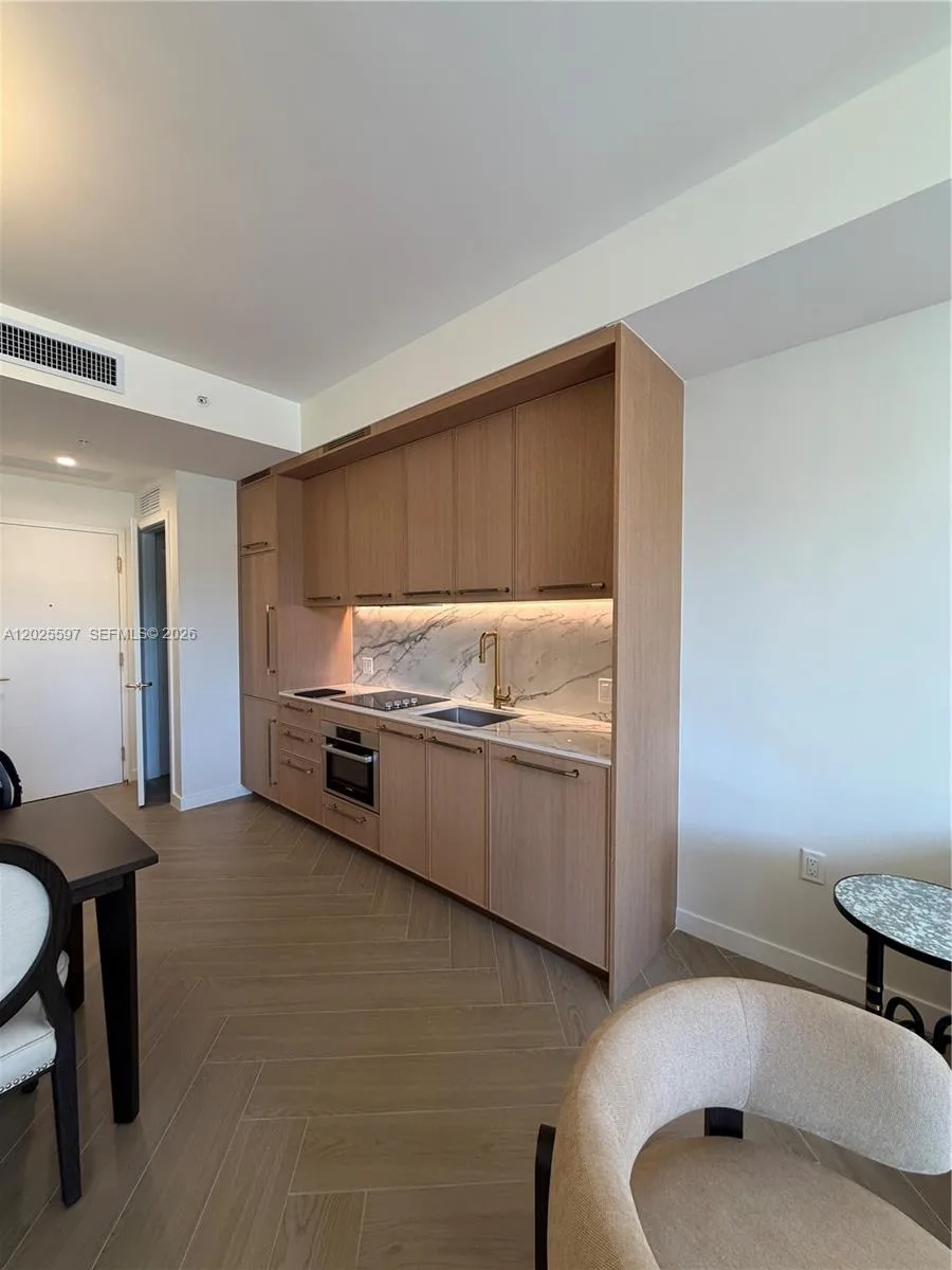 2700 NW 2nd ave # 416, Miami, FL 33127