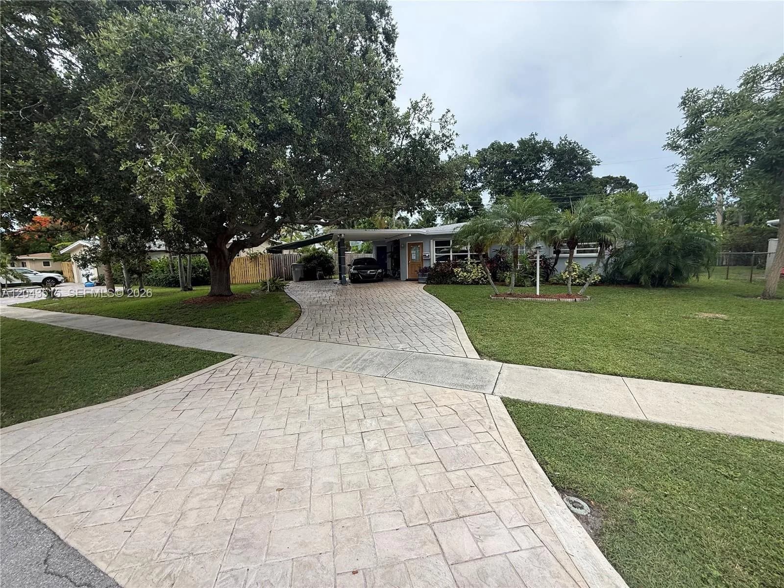1232 SW 1st Ave, Pompano Beach FL 33060