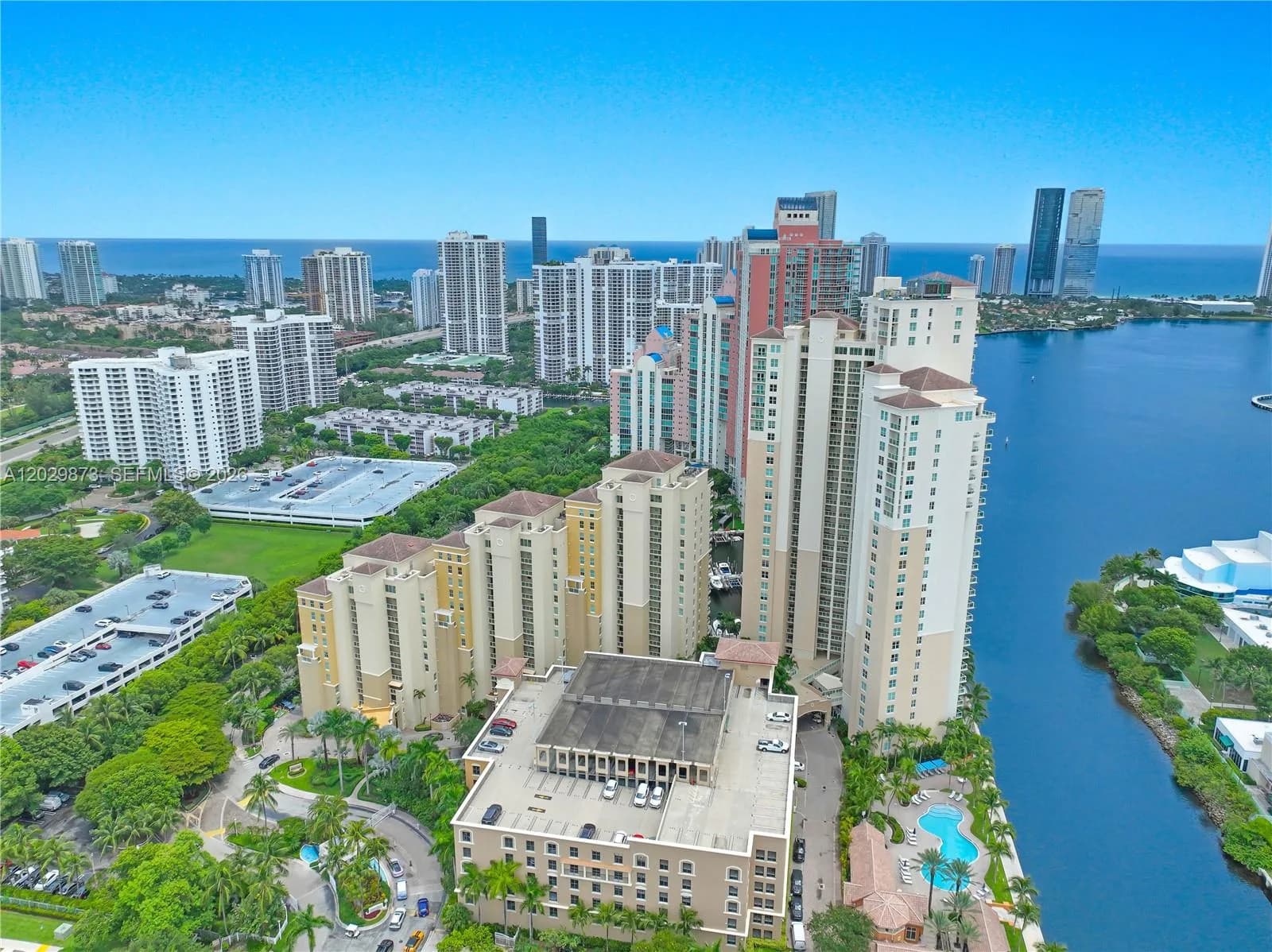 3340 NE 190th St # 503, Aventura FL 33180