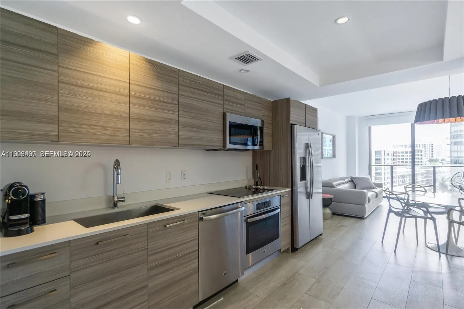 121 NE 34th St # 1203, Miami, FL 33137