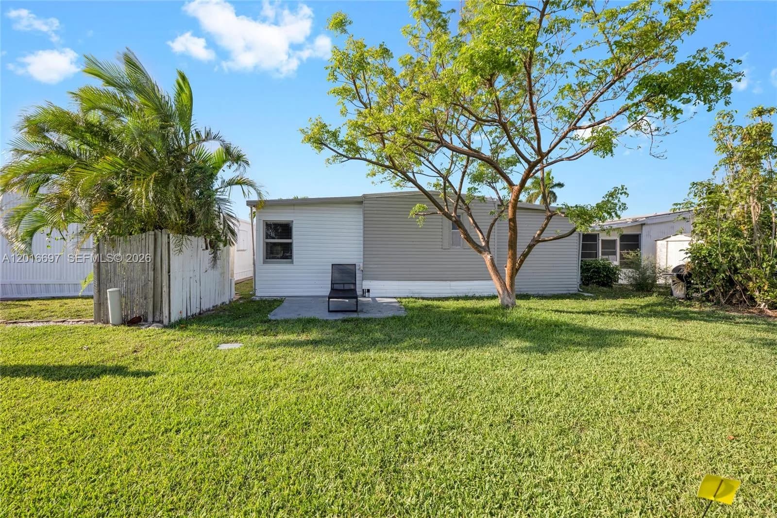 2148 SW 52nd St, Dania Beach FL 33312