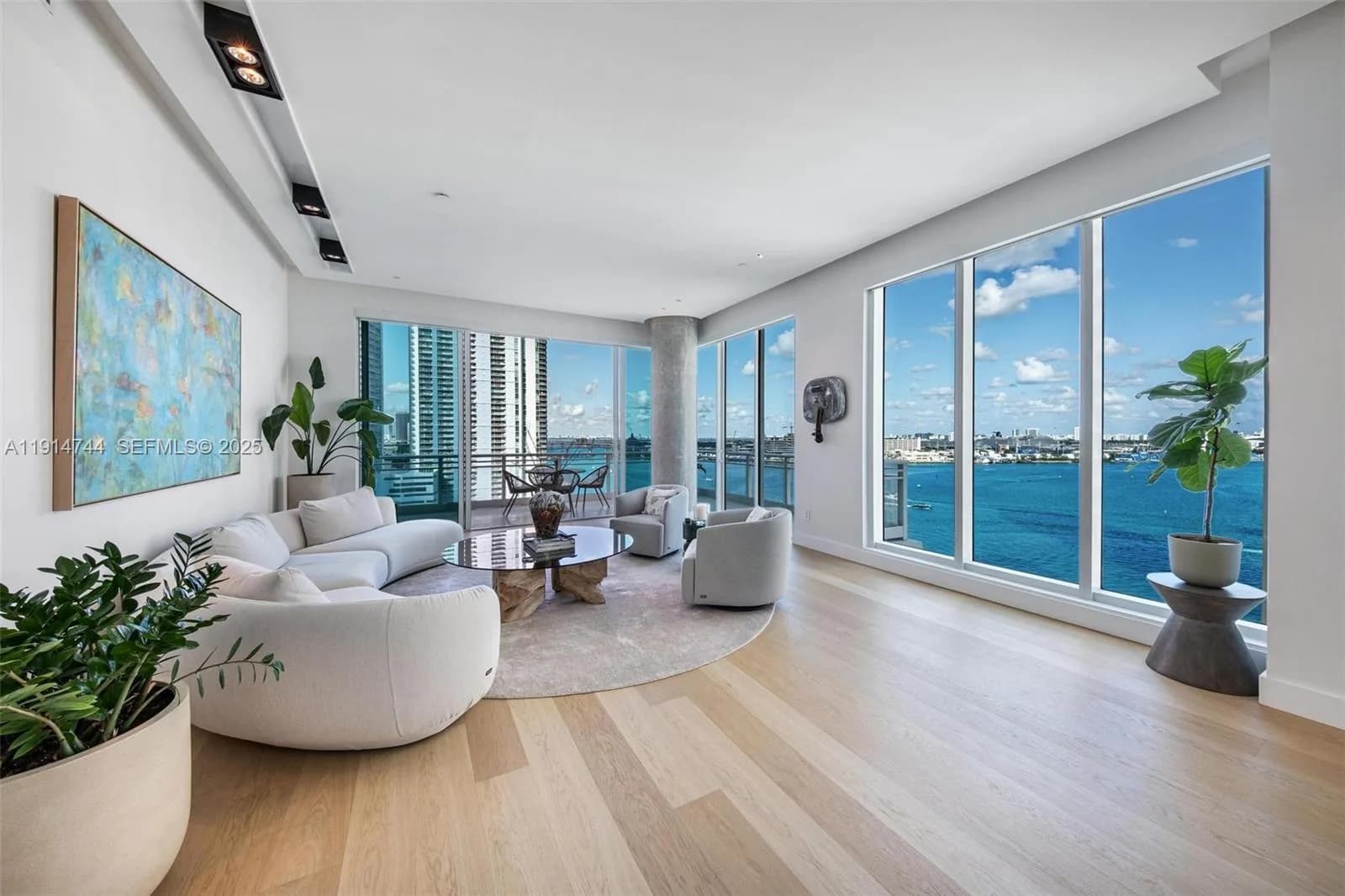 900 Brickell Key Blvd # 1403, Miami FL 33131
