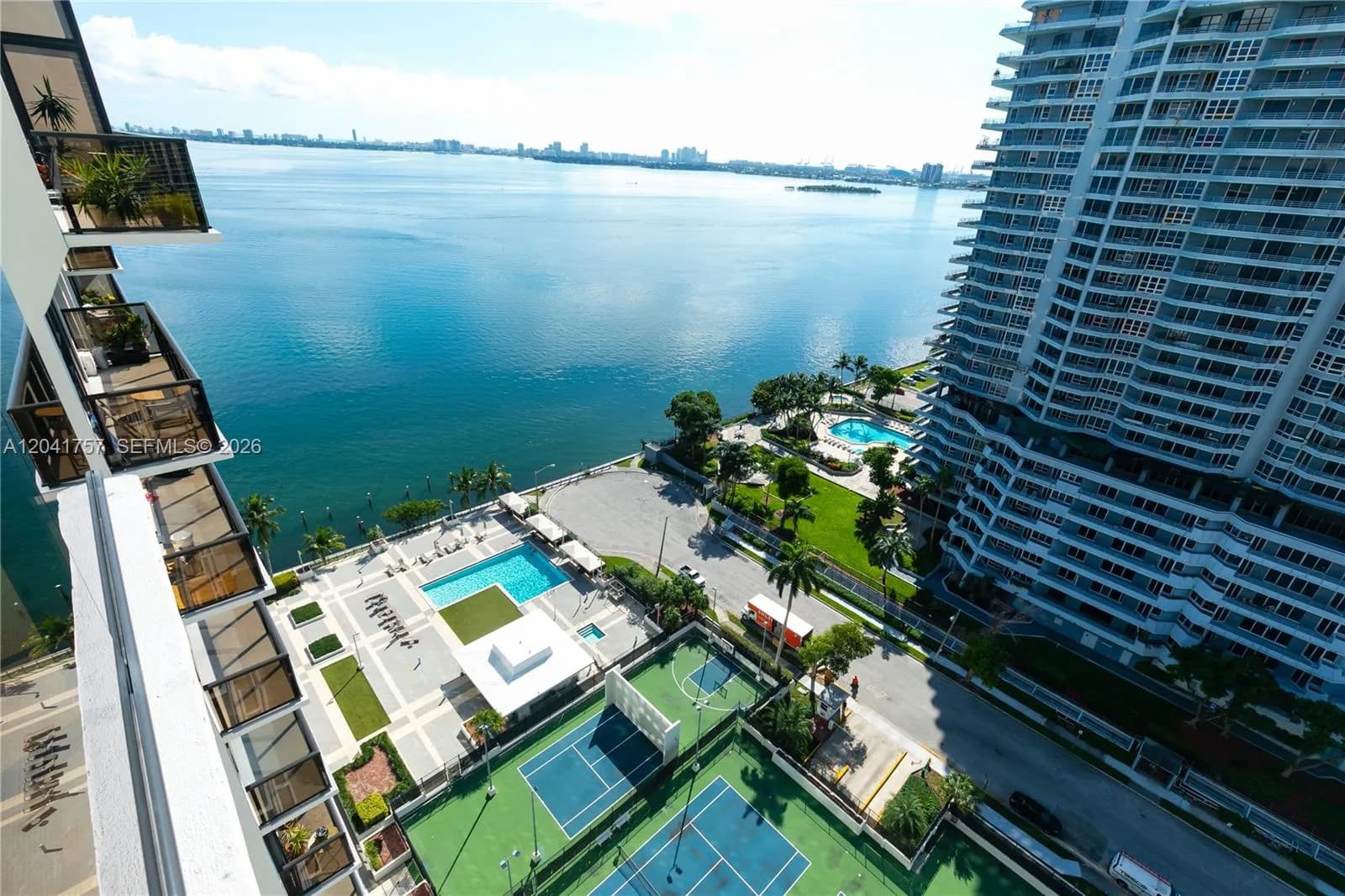 600 NE 36th St # PH3, Miami, FL 33137