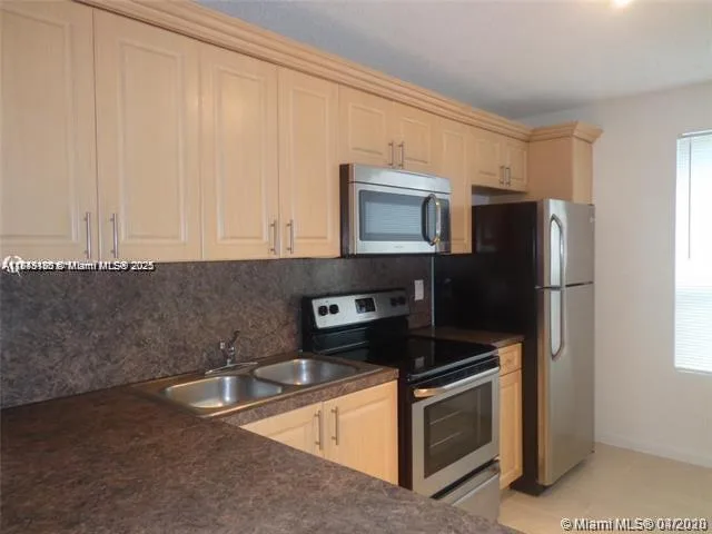 2276 SW 81st Ave # 2276, Miramar FL 33025