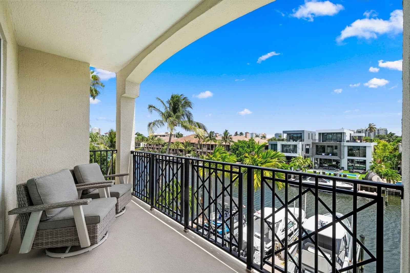 2720 NE 15th Street # 303, Fort Lauderdale FL 33304