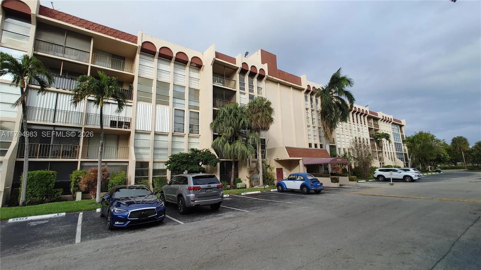 2101 Atlantic Shores Blvd # 415, Hallandale Beach FL 33009