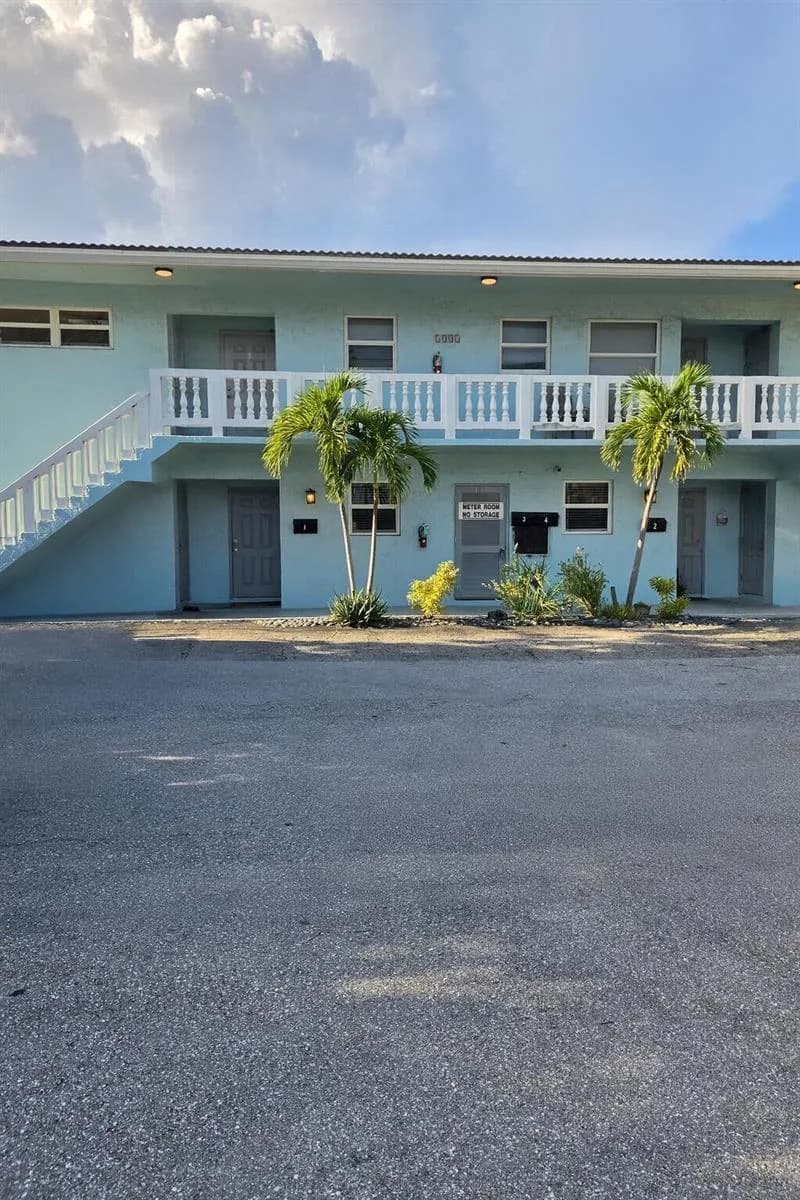 1001 SE 3rd Street # 3, Deerfield Beach FL 33441