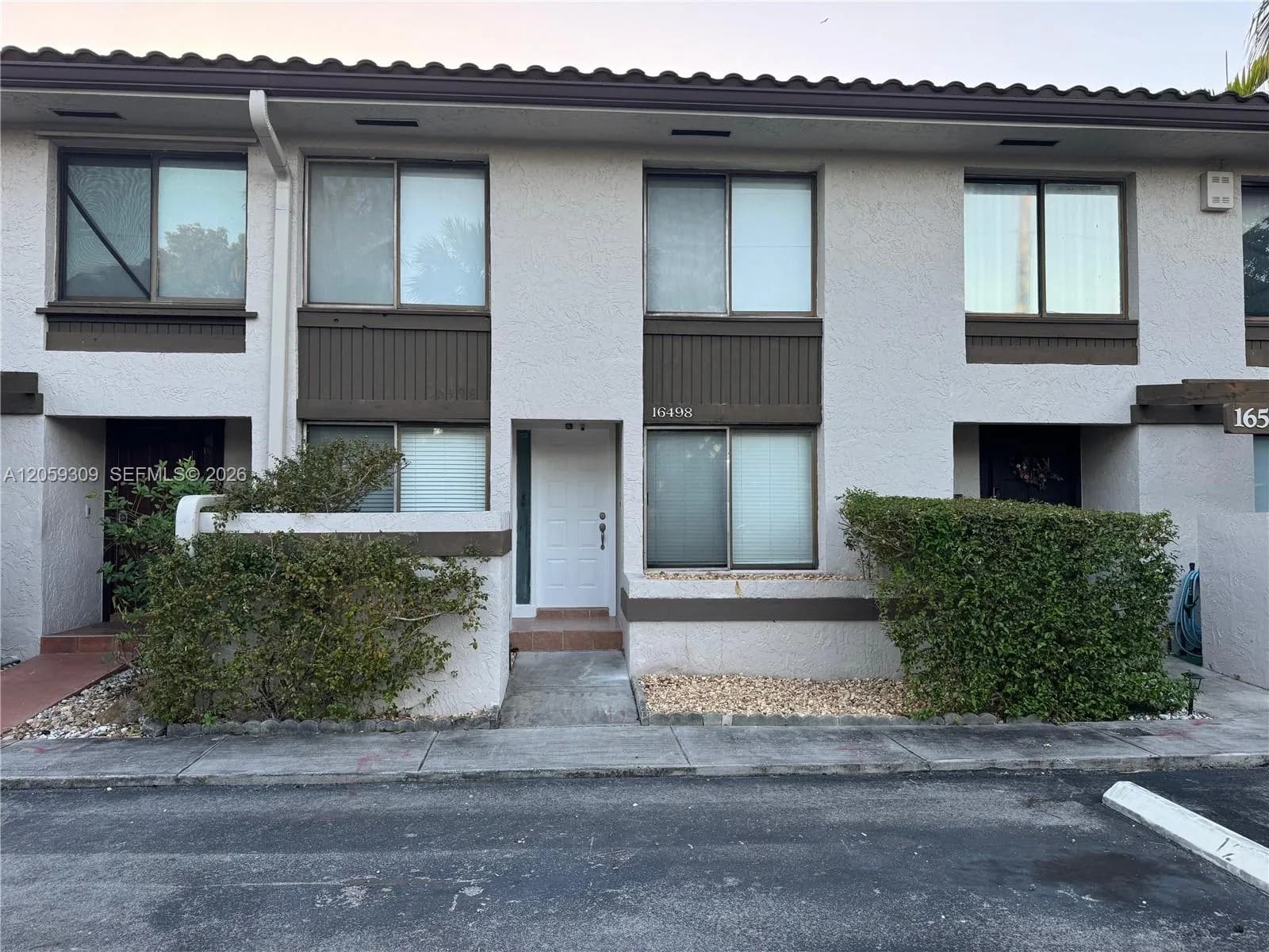 16498 NE 26th Ave # 12, North Miami Beach, FL 33160