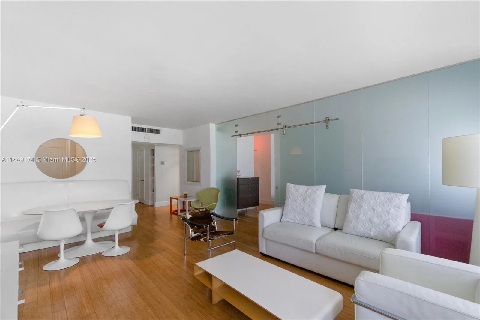 100 Lincoln Rd # 923, Miami Beach, FL 33139