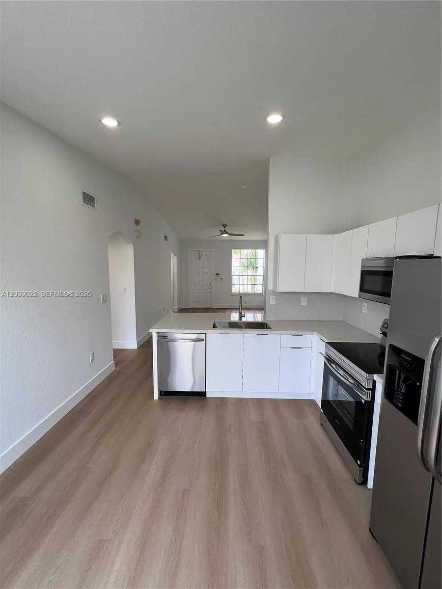 18739 SW 28th St, Miramar FL 33029