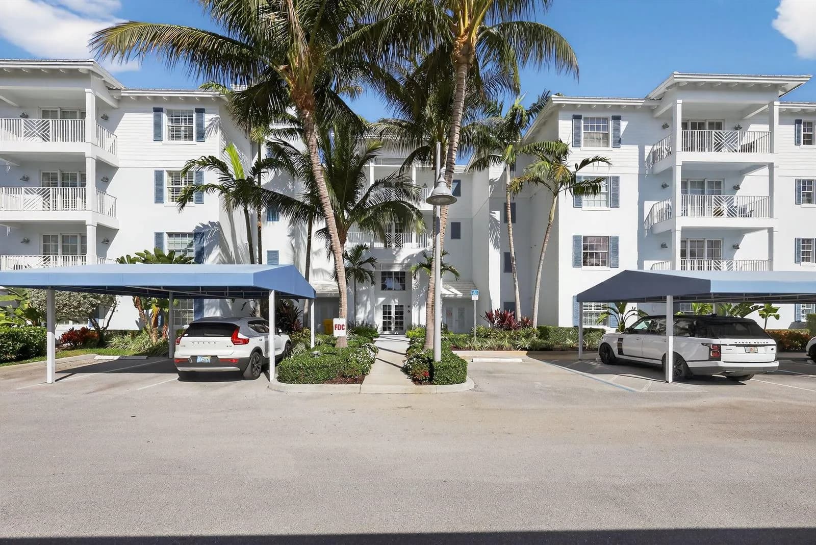 915 Bay Colony Drive S, Juno Beach FL 33408