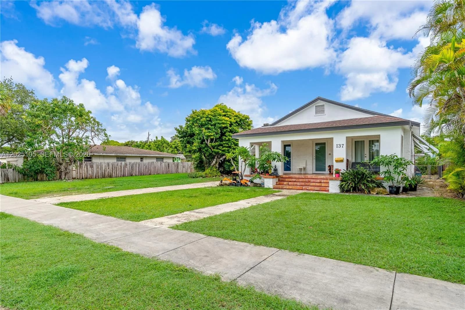 137 NW 20th St, Homestead FL 33030