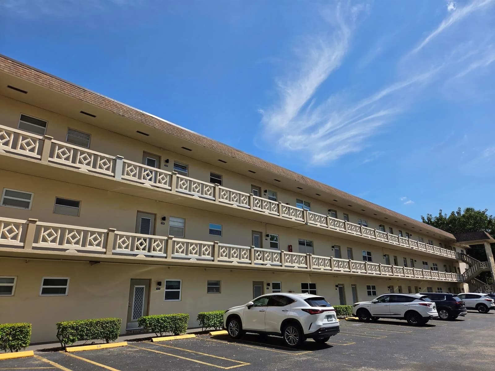 3400 NW 48th Avenue # 512, Lauderdale Lakes FL 33319