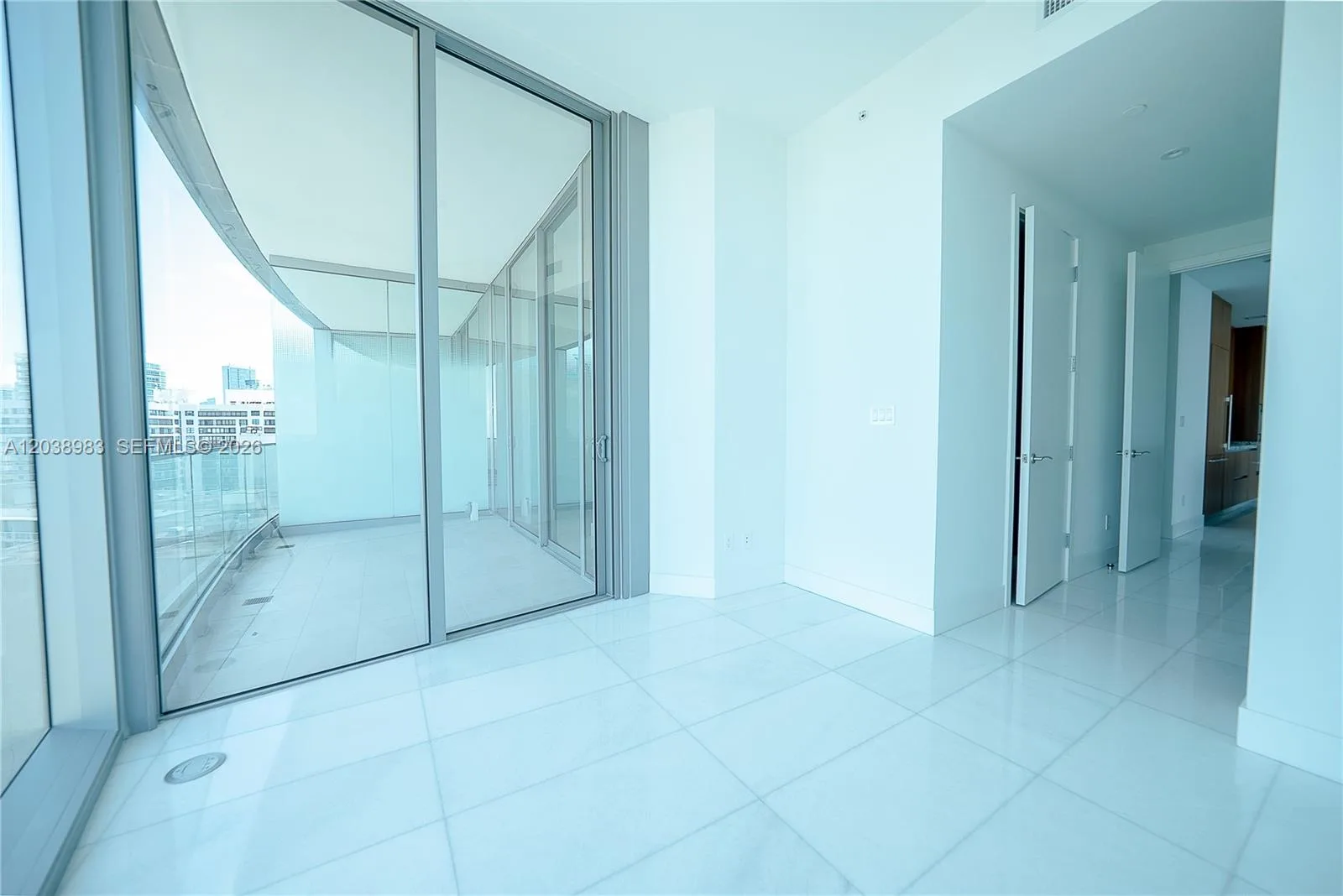 175 SE 25th Rd # 2703, Miami FL 33129