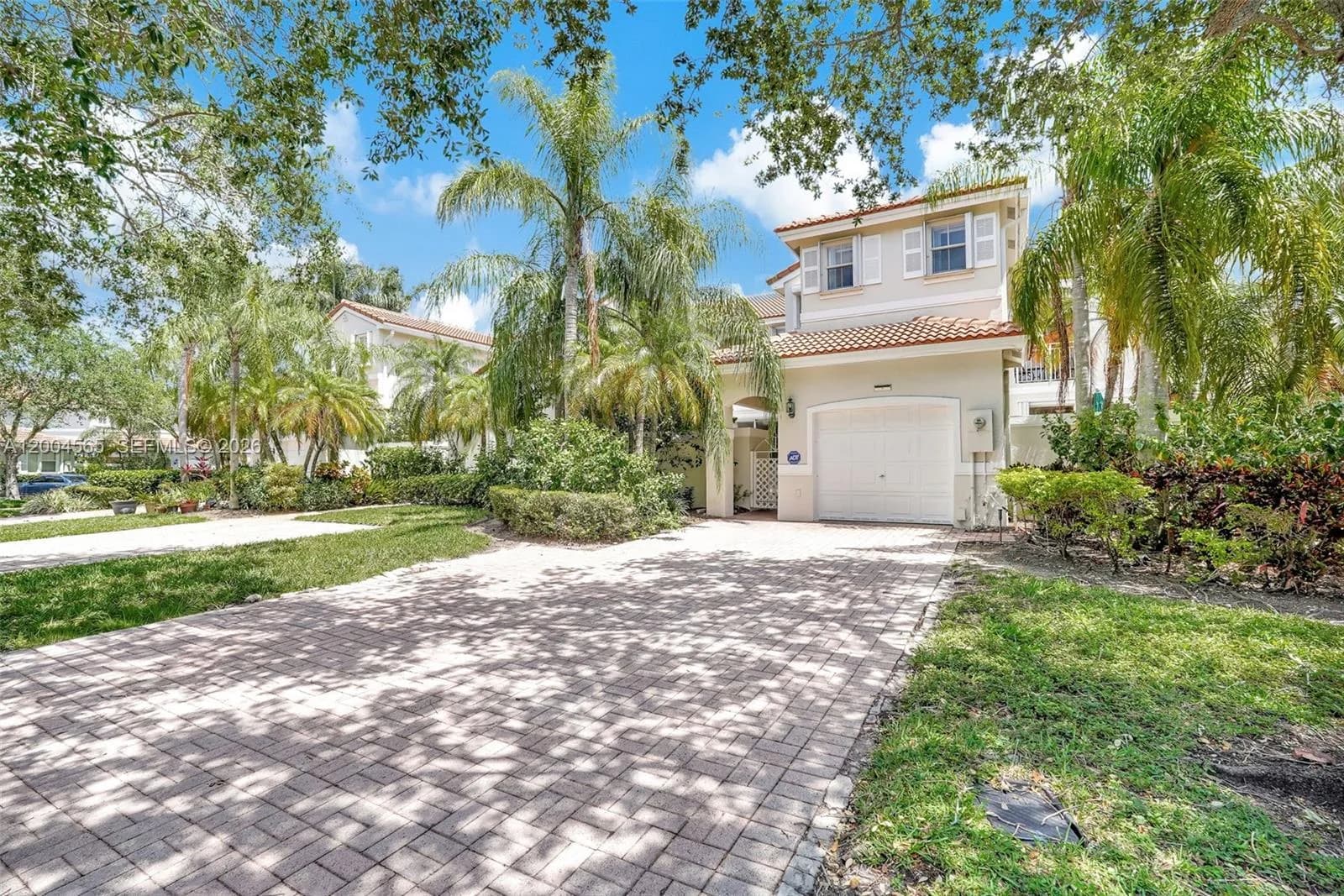 1675 Yellowheart Way, Hollywood FL 33019