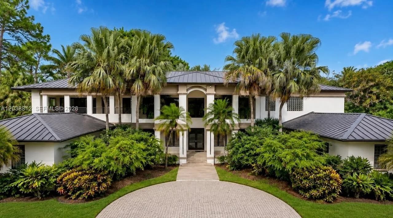 10395 SW 67th Ave, Pinecrest FL 33156