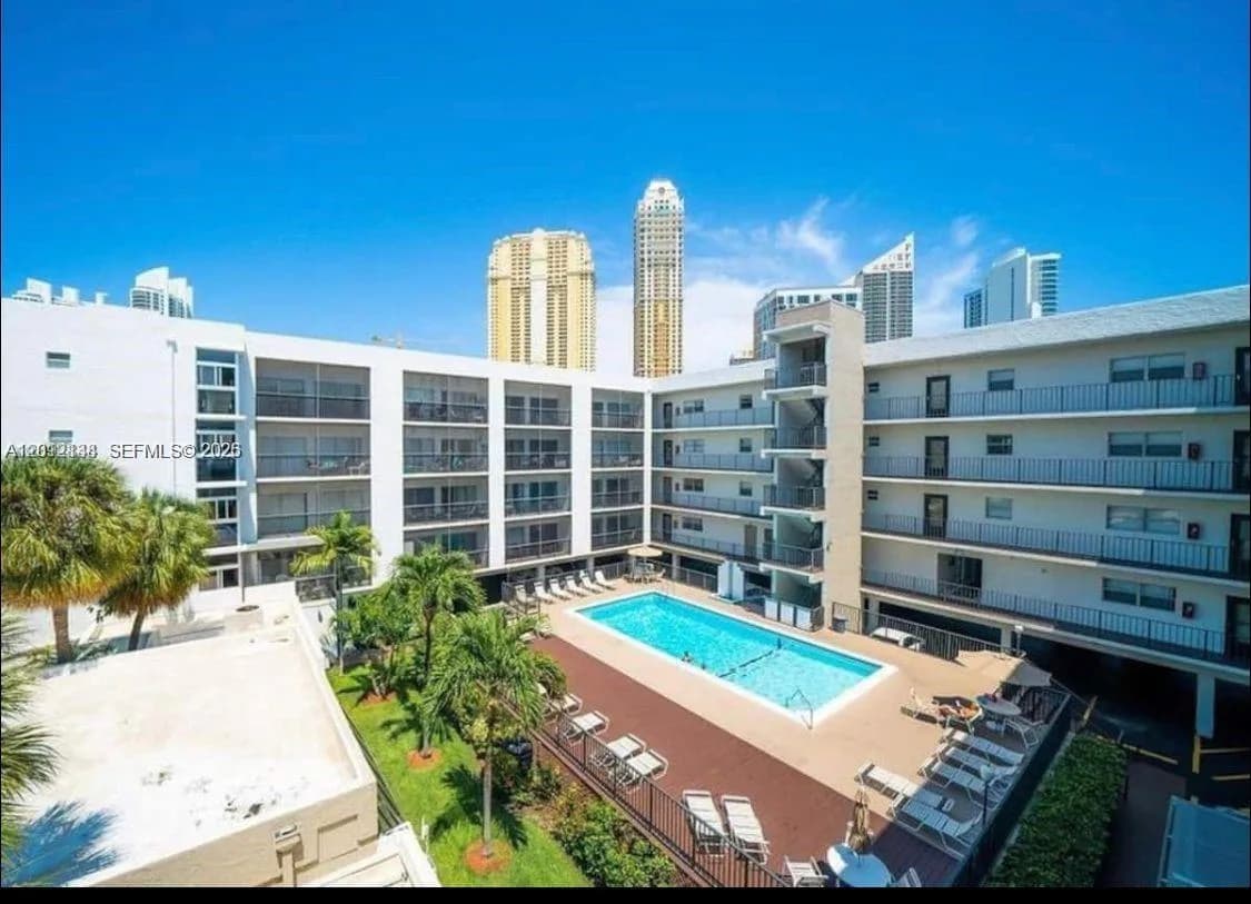 201 178th Dr # 332, Sunny Isles Beach, FL 33160