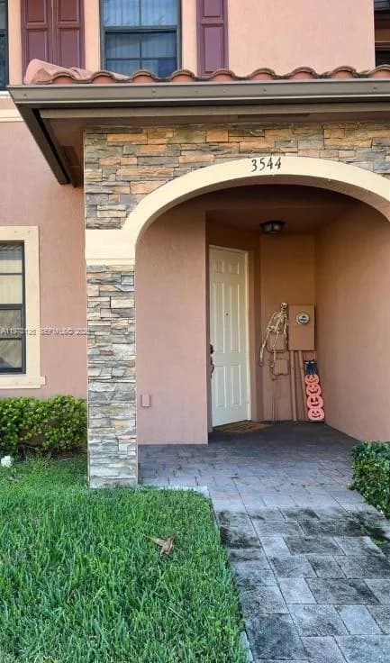 3544 W 88th Ter, Hialeah FL 33018