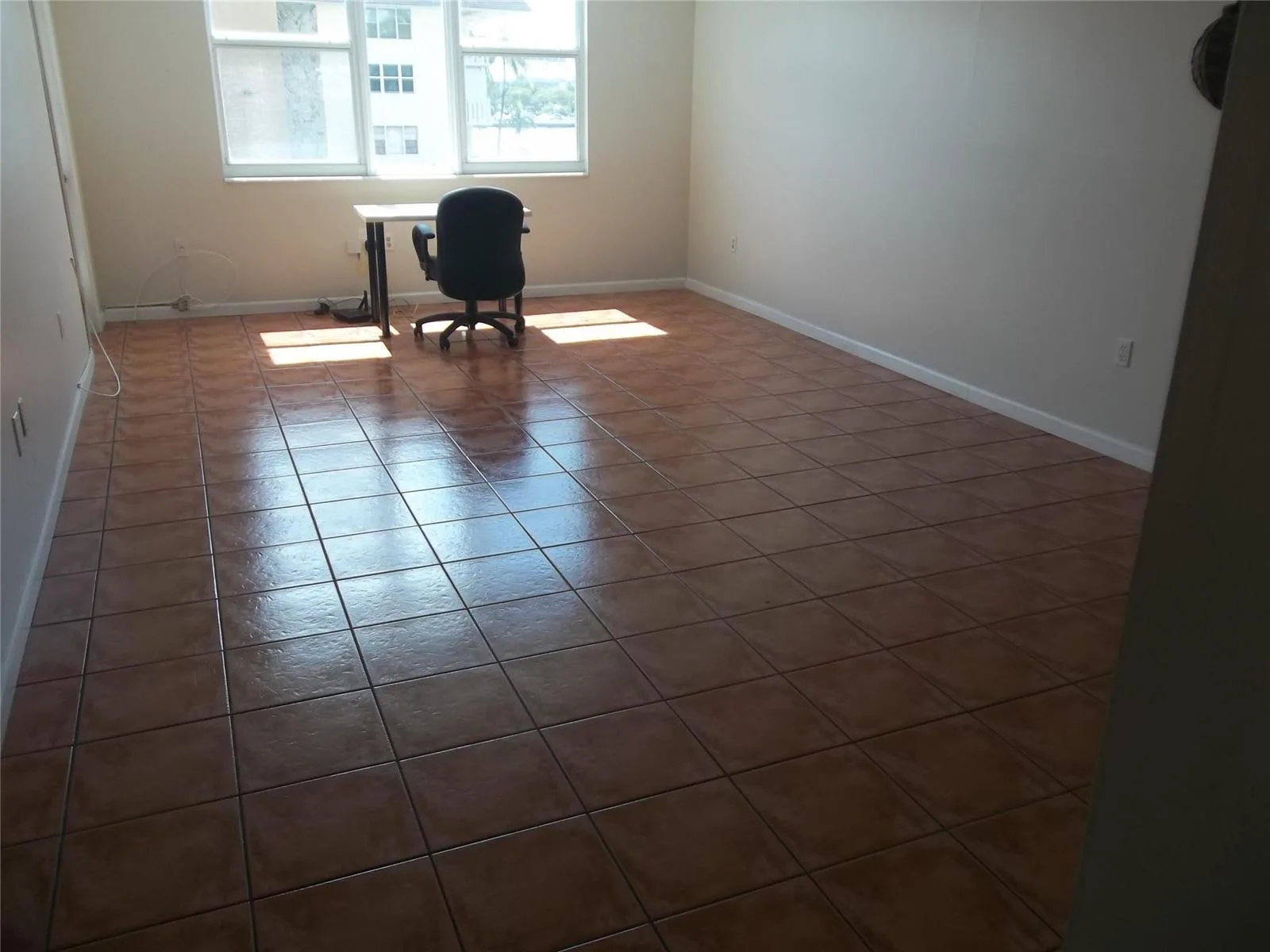1893 S Ocean Drive # 302, Hallandale Beach FL 33009
