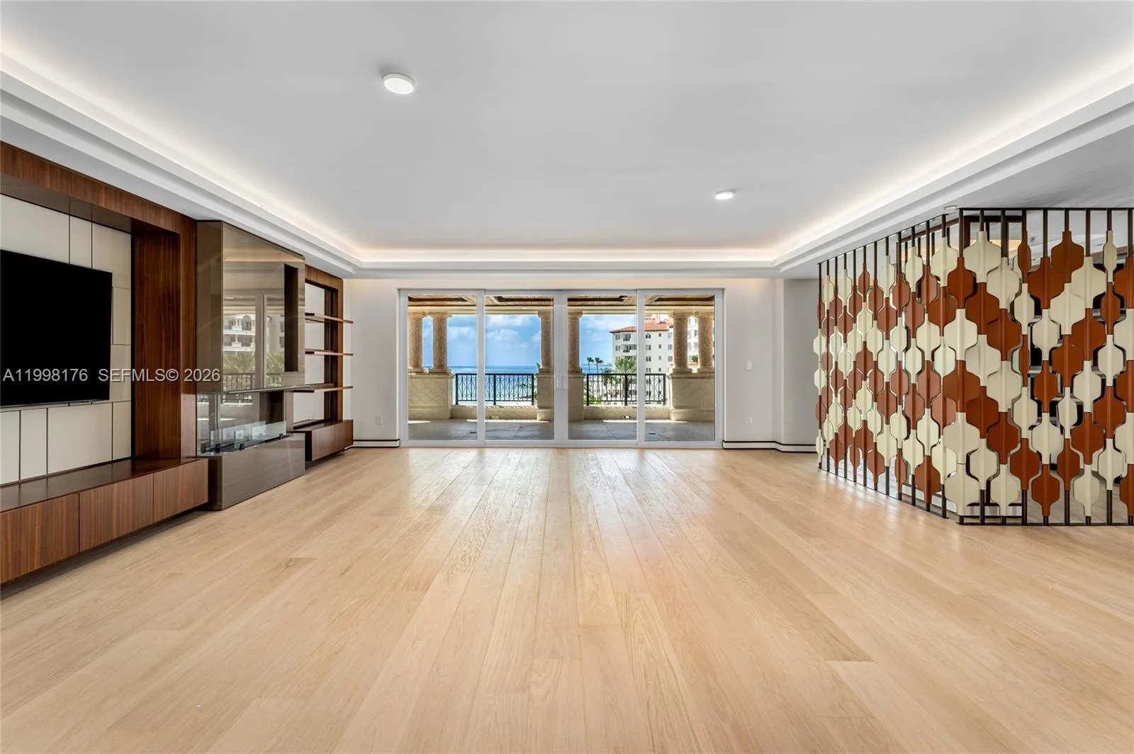 7445 Fisher Island Dr # 7445, Miami Beach FL 33109