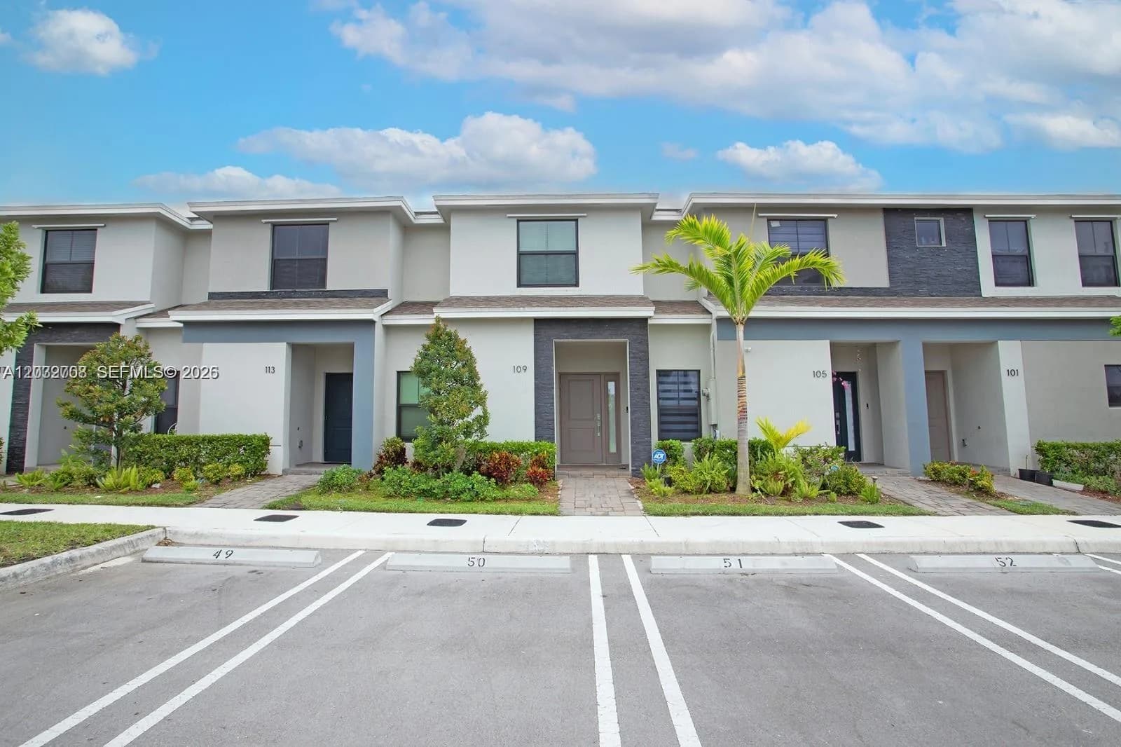 109 NE 3rd Ct, Florida City, FL 33034