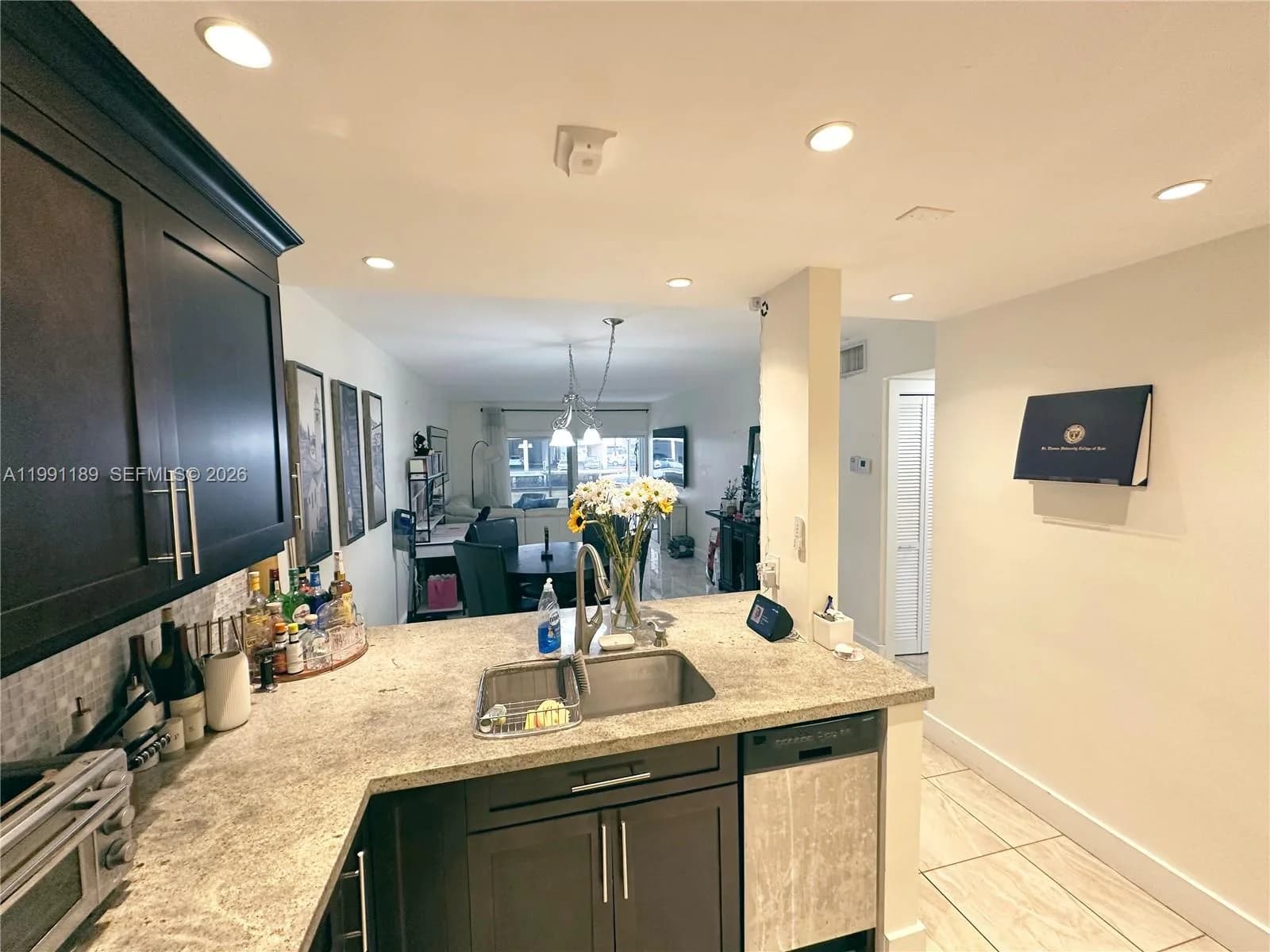 450 Paradise Isle Blvd # 102, Hallandale Beach FL 33009