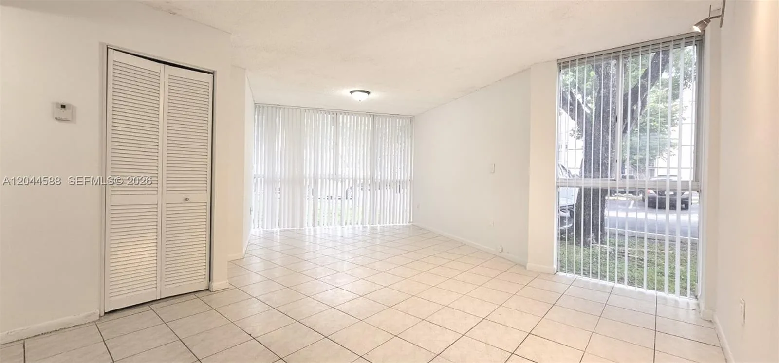 7035 NW 186th St # D110, Hialeah, FL 33015