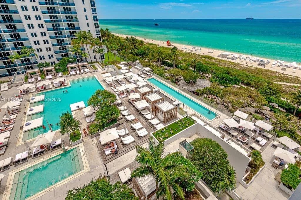 2301 Collins Ave # 310, Miami Beach, FL 33139