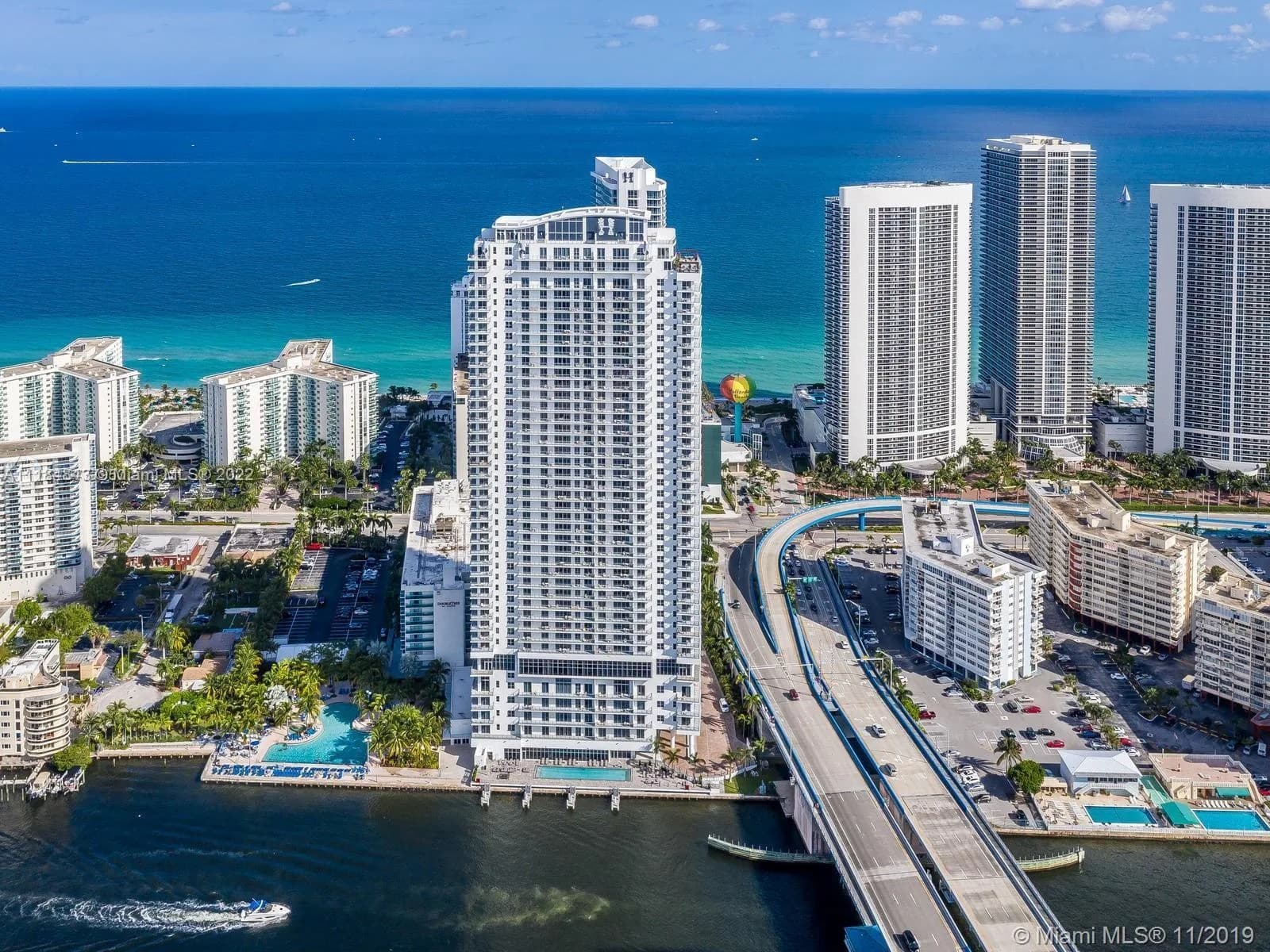 4010 S Ocean Dr # R1405, Hollywood FL 33019