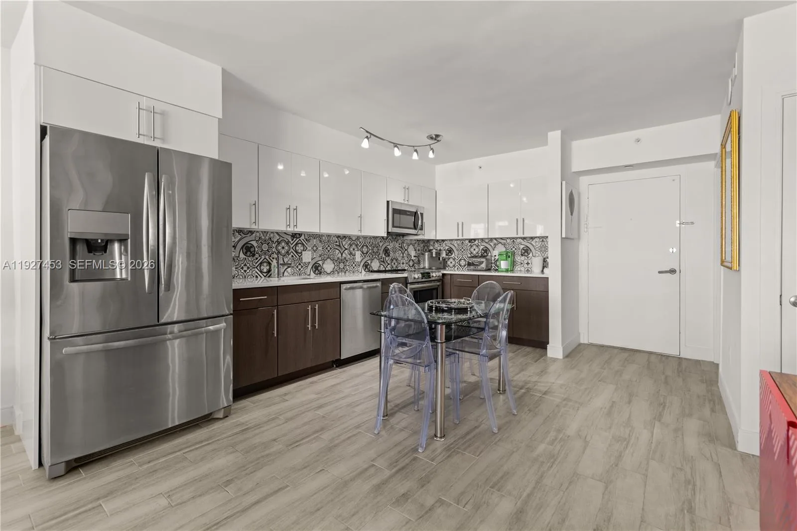 100 Lincoln Rd # 643, Miami Beach, FL 33139