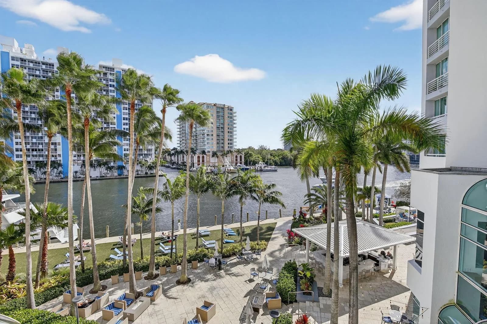 2670 E Sunrise Boulevard # 320, Fort Lauderdale FL 33304
