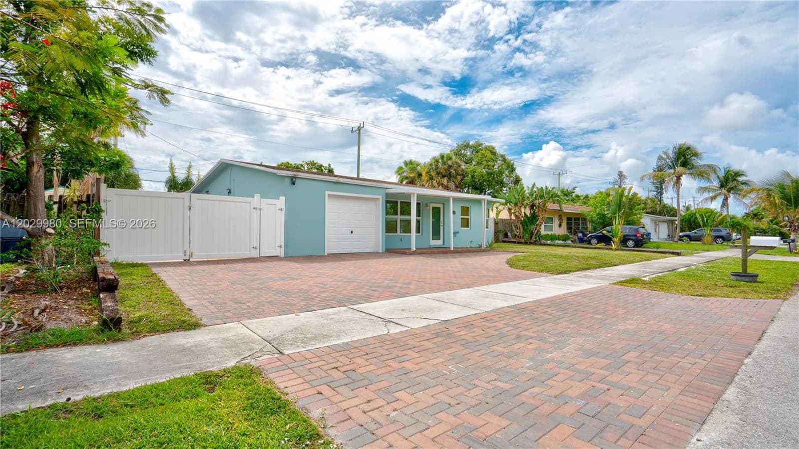 2510 NE 9th Ave, Pompano Beach FL 33064