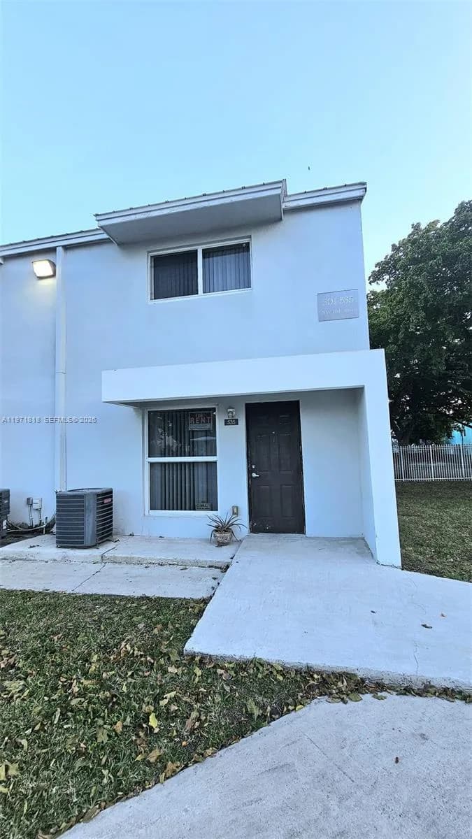 535 NW 19th St # 369, Miami, FL 33136
